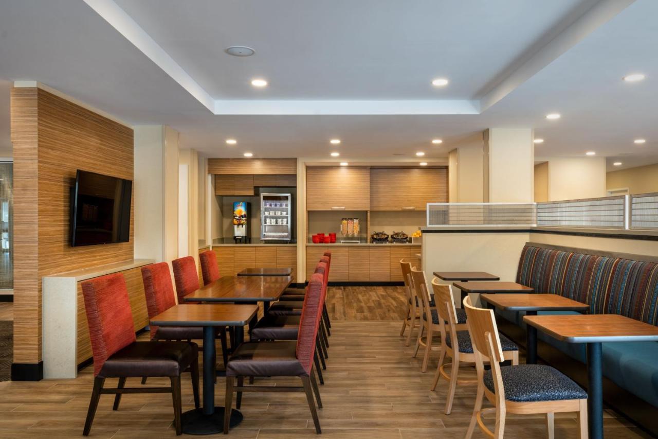 Towneplace Suites By Marriott Венис Экстерьер фото